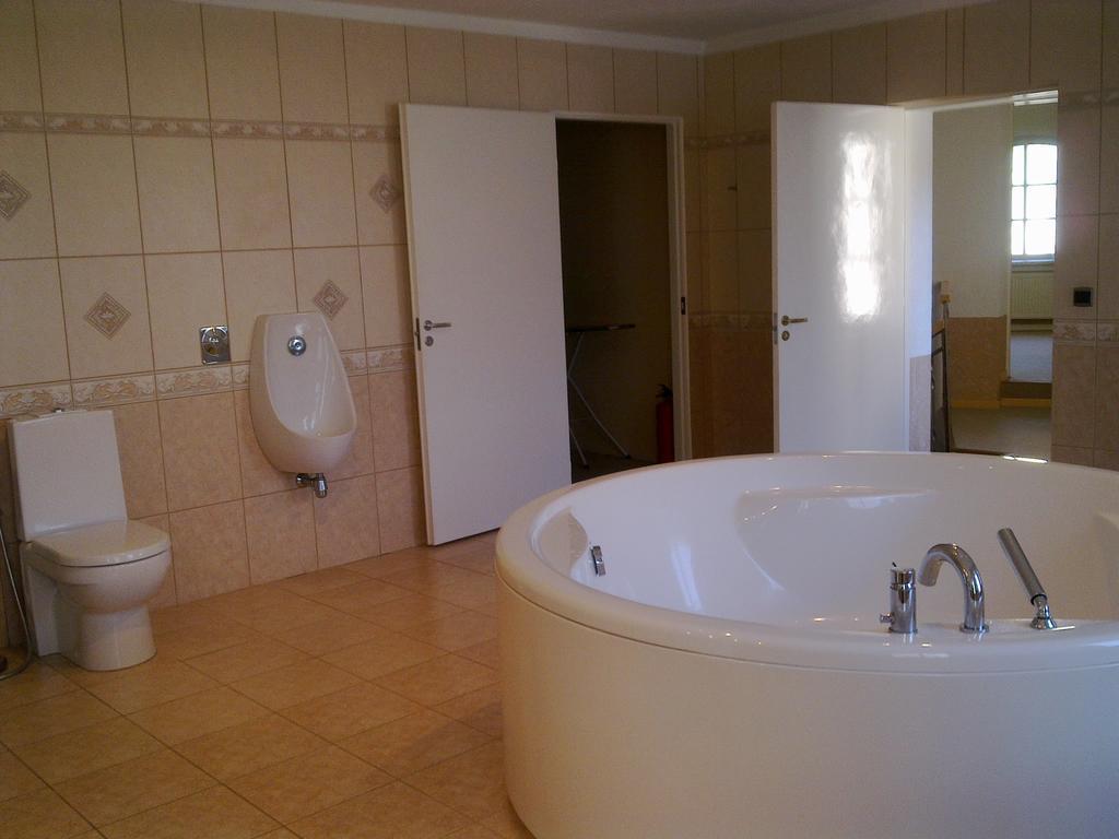 Figaro Villa Ventspils Luaran gambar